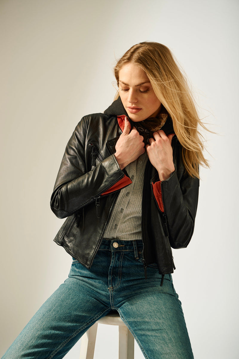 Christyn RF Star Detail with Hood Leather Jacket – Gisele Tune