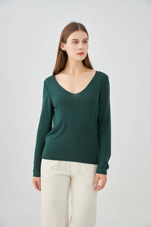 Cashmere silk V-neck sweater
