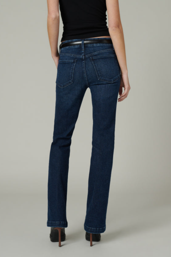 THE PROVOCATEUR MID RISE PETITE BOOTCUT // 30" INSEAM