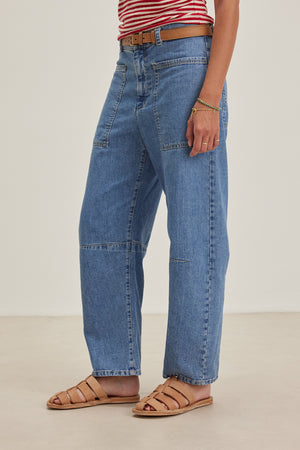 Fara Barrel Jeans