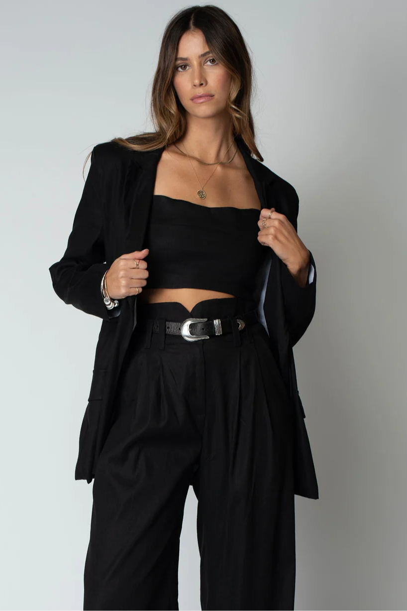 THE LINEN BLAZER