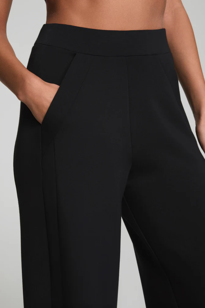 SPANX AirEssentials® Wide Leg Track Pant