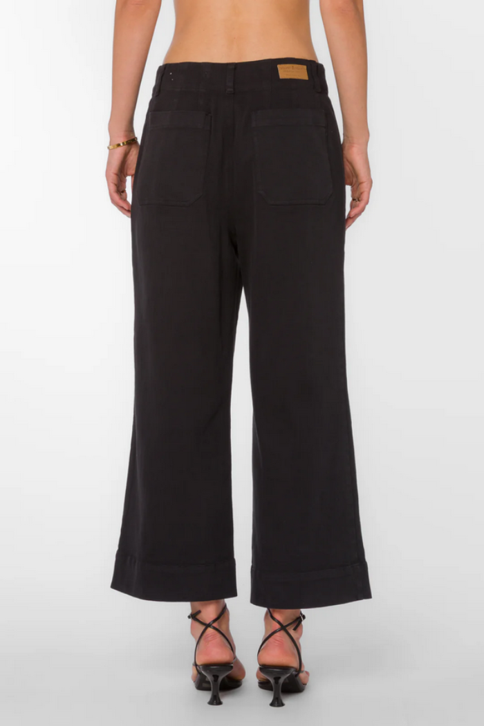 Alyx Cropped Black Pants