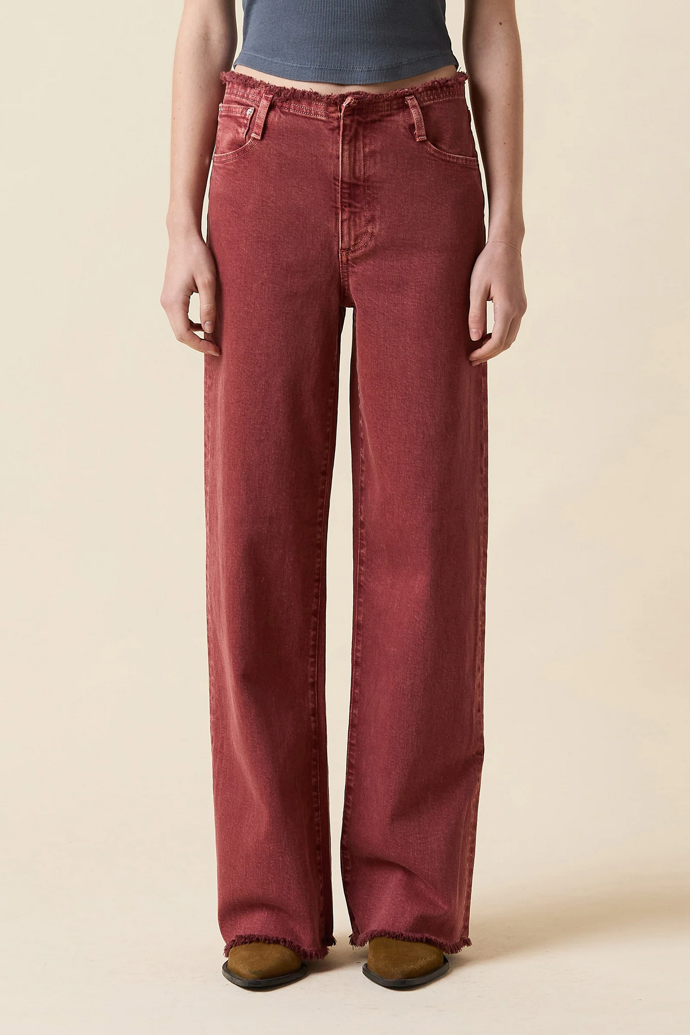 Fray Waist Column