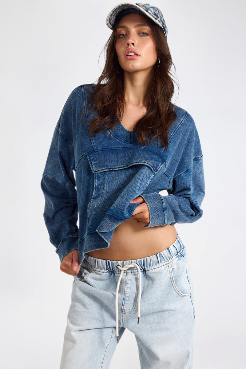 Retro Fade Panelled V Sweater - Washed Blue
