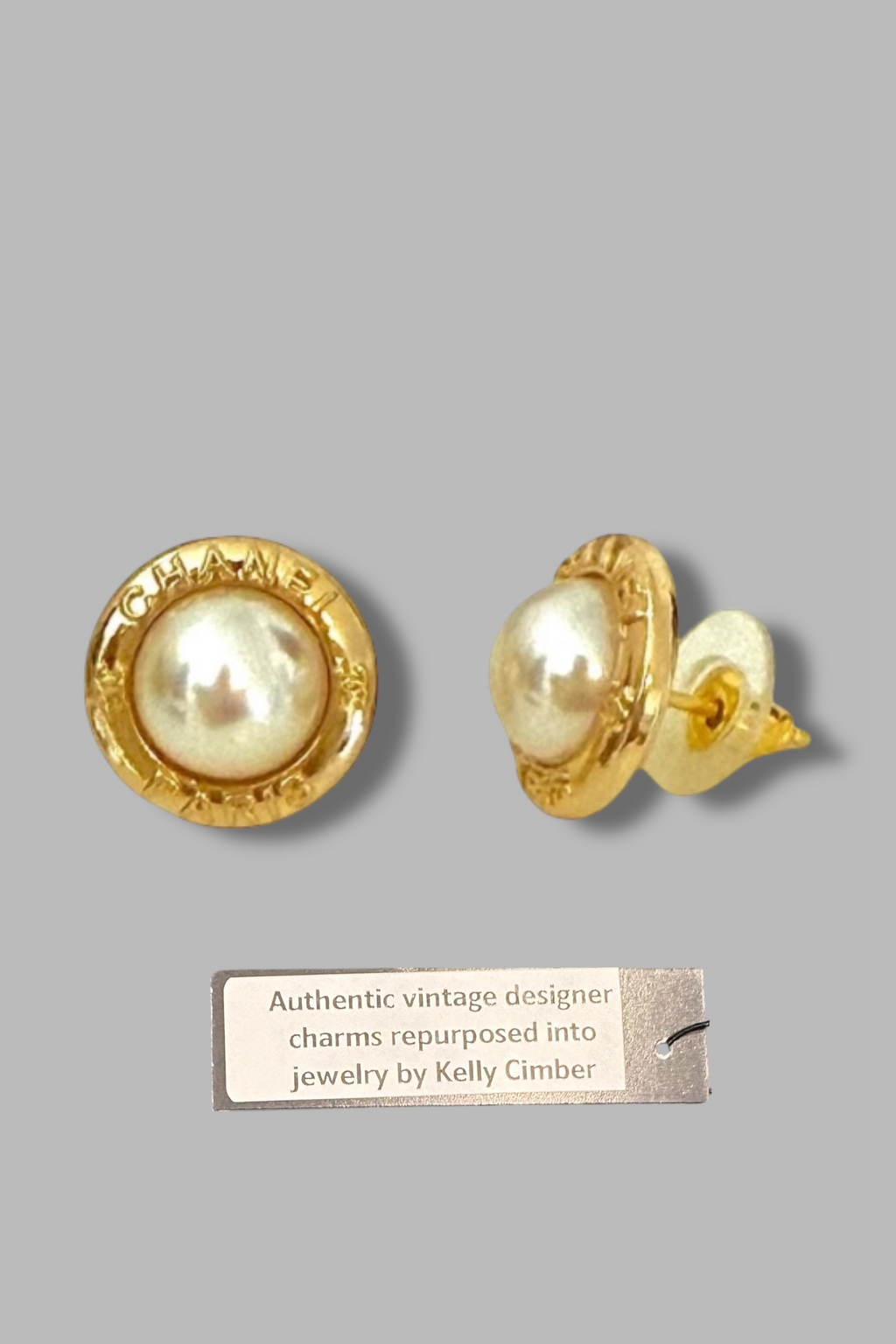 Vintage Reworked CC Pearl/Gold Stud