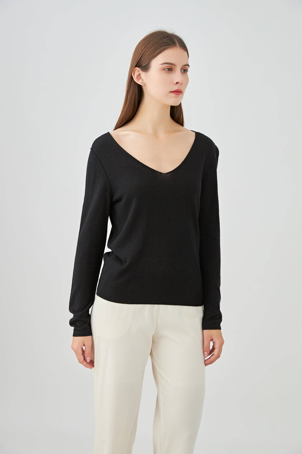 Cashmere silk V-neck sweater