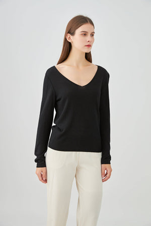 Cashmere silk V-neck sweater