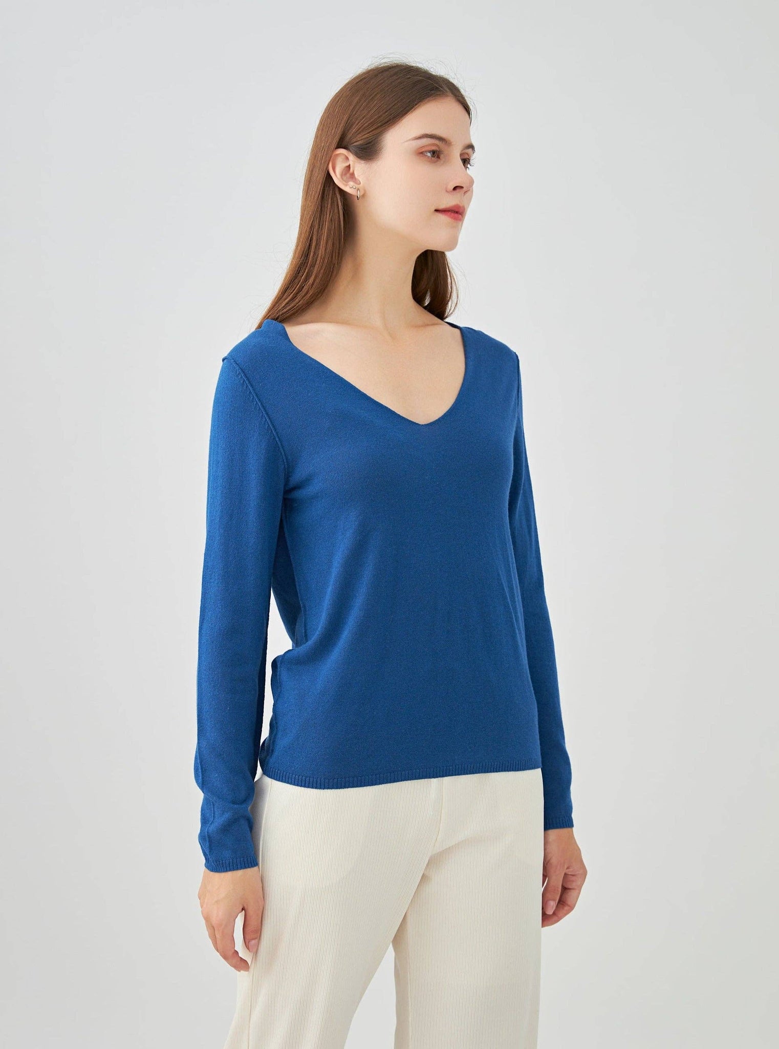 Cashmere silk V-neck sweater