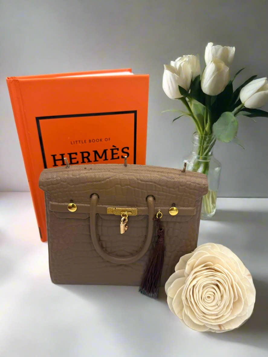 The Iconic Collection Candles  Purse