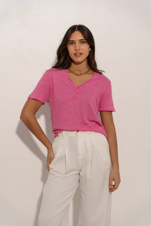 Tunisian collar T-shirt in knitted linen fabric