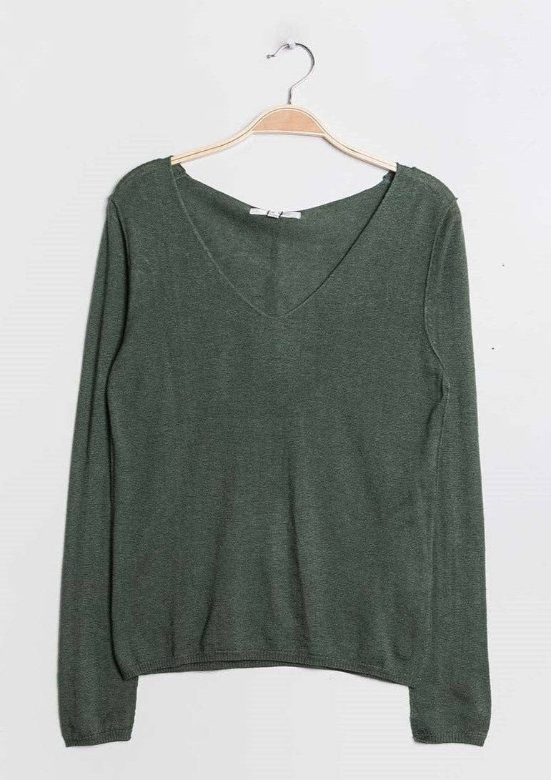 Cashmere silk V-neck sweater