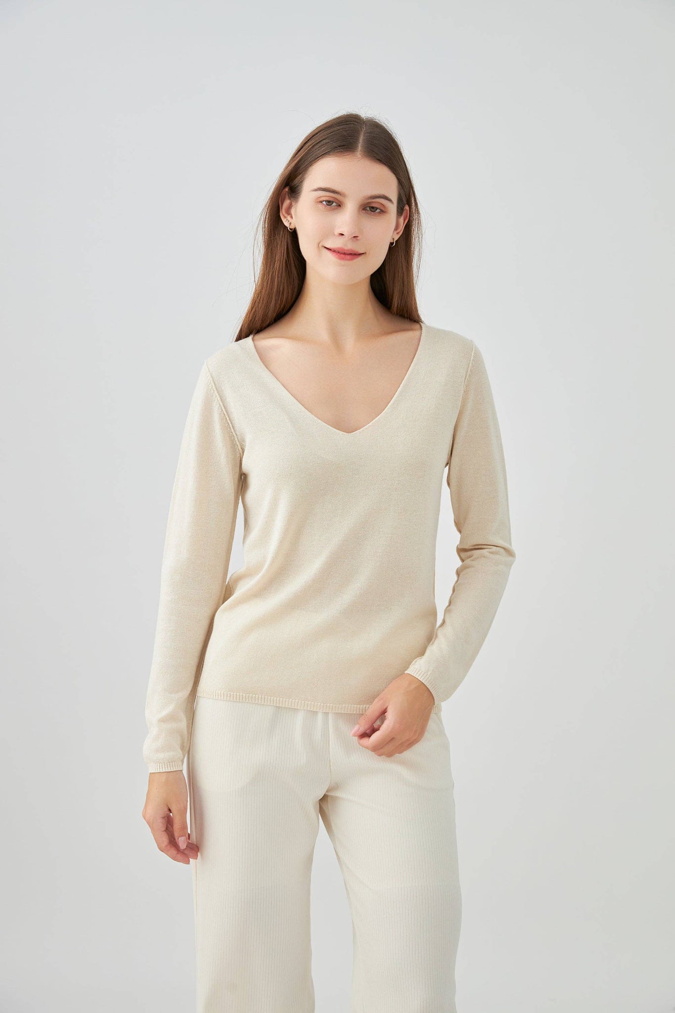 Cashmere silk V-neck sweater